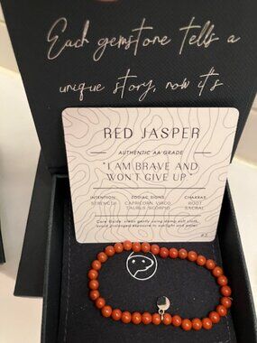 Otter Spirit Red Jasper Bracelet - Mini